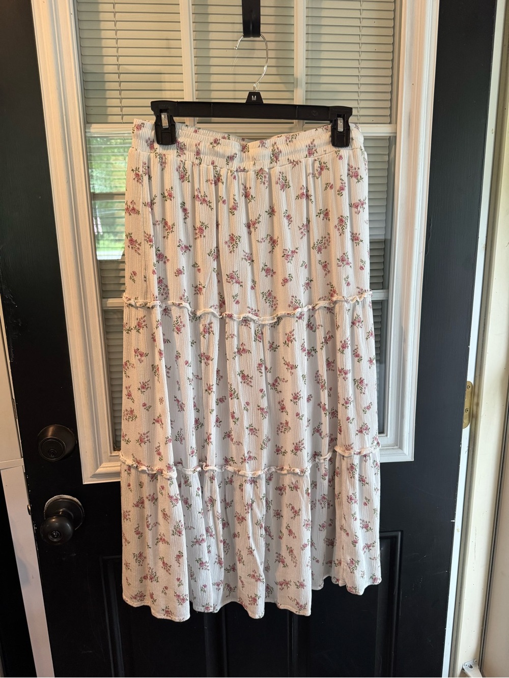 Maxi Skirt with Pink Floral Print - Picture 4 of 4
